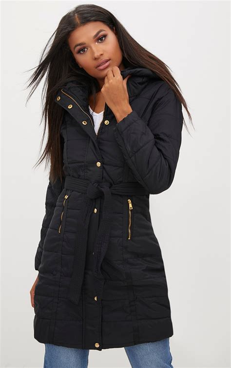 Belted Puffer Jacket in Black 